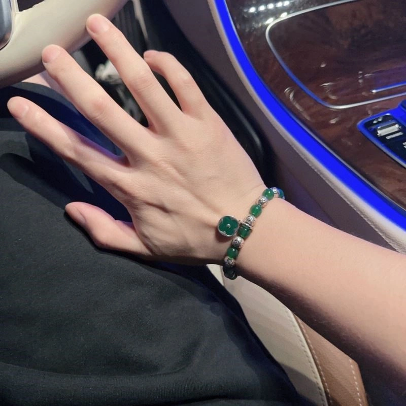 Louis Vuitton Bracelets Chic 248788