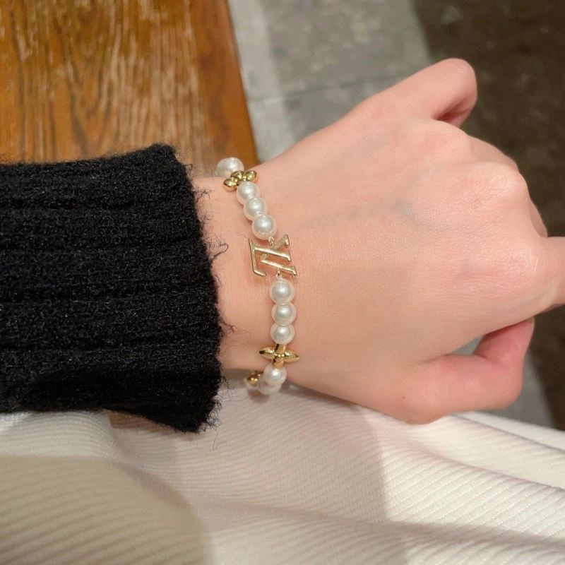 Louis Vuitton Bracelets SportInspired 248777