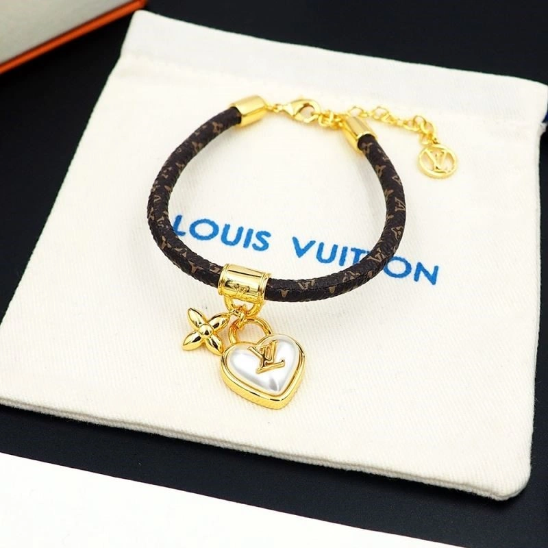 FastDry Louis Vuitton Bracelets 248793