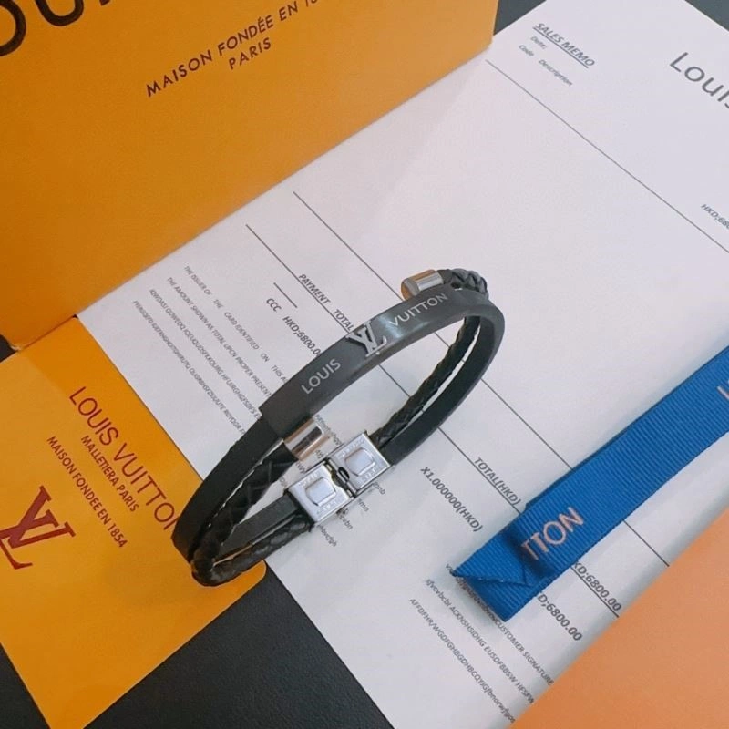 Louis Vuitton Bracelets Functional 248779