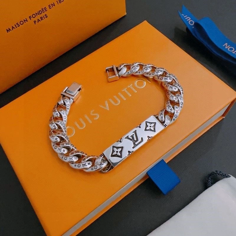 Louis Vuitton Bracelets Practical 248789