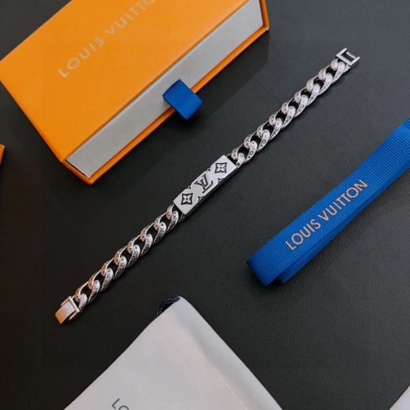 Louis Vuitton Bracelets Practical 248789