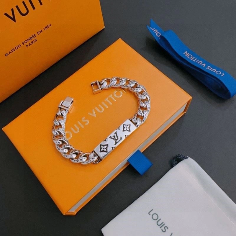 Louis Vuitton Bracelets Practical 248789