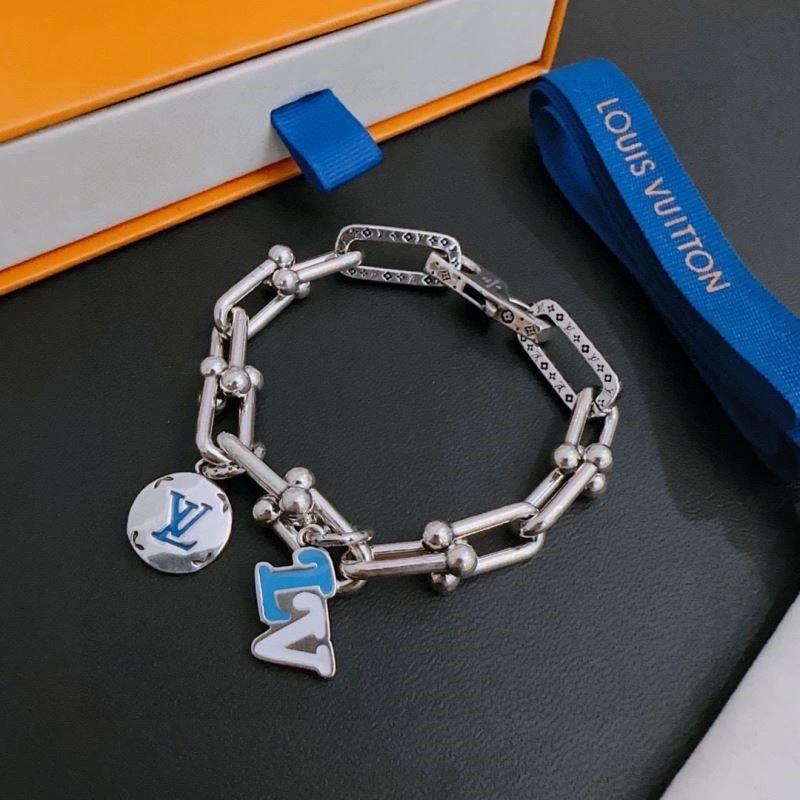 Timeless Louis Vuitton Bracelets 248795