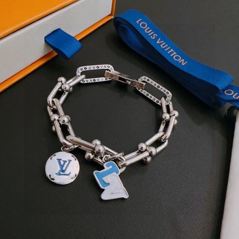 Timeless Louis Vuitton Bracelets 248795