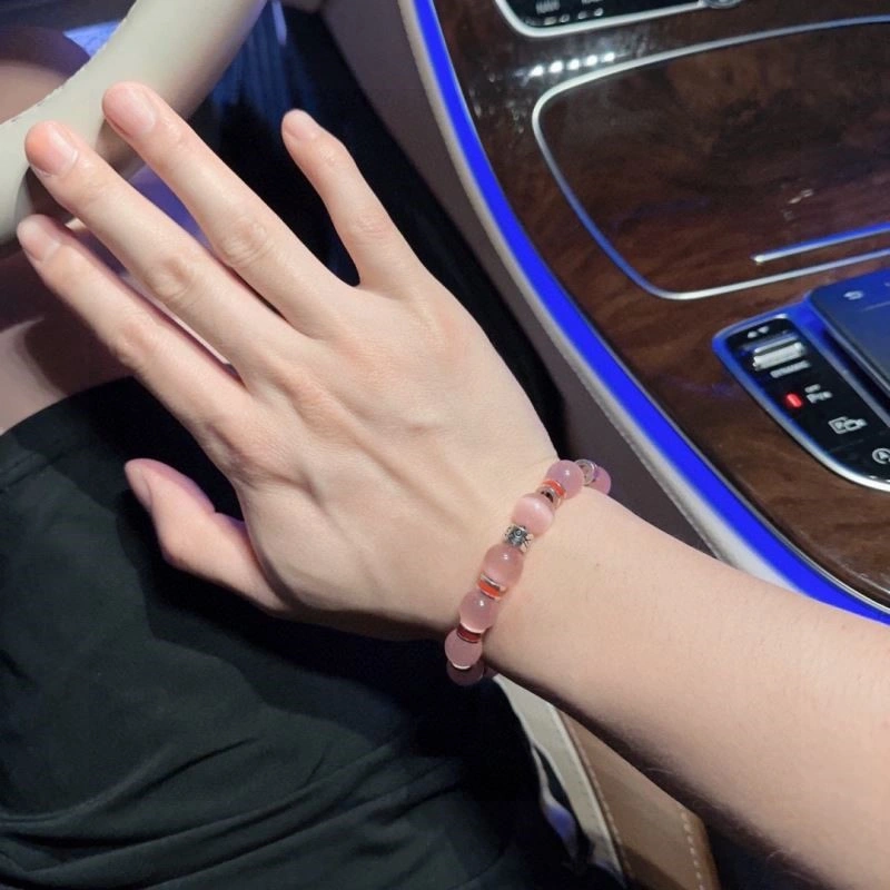Resilient Louis Vuitton Bracelets 248780