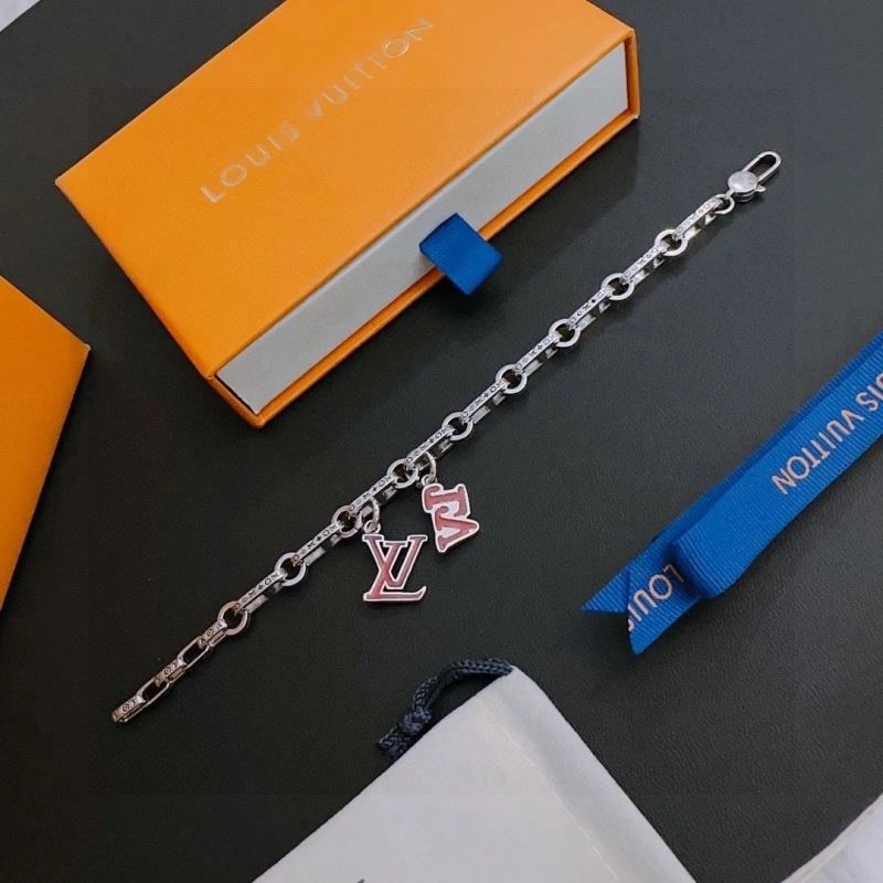 Efficient Louis Vuitton Bracelets 248791