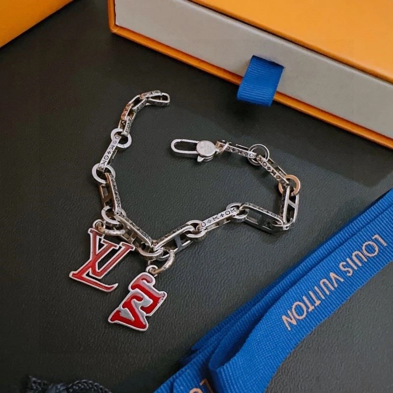 Efficient Louis Vuitton Bracelets 248791