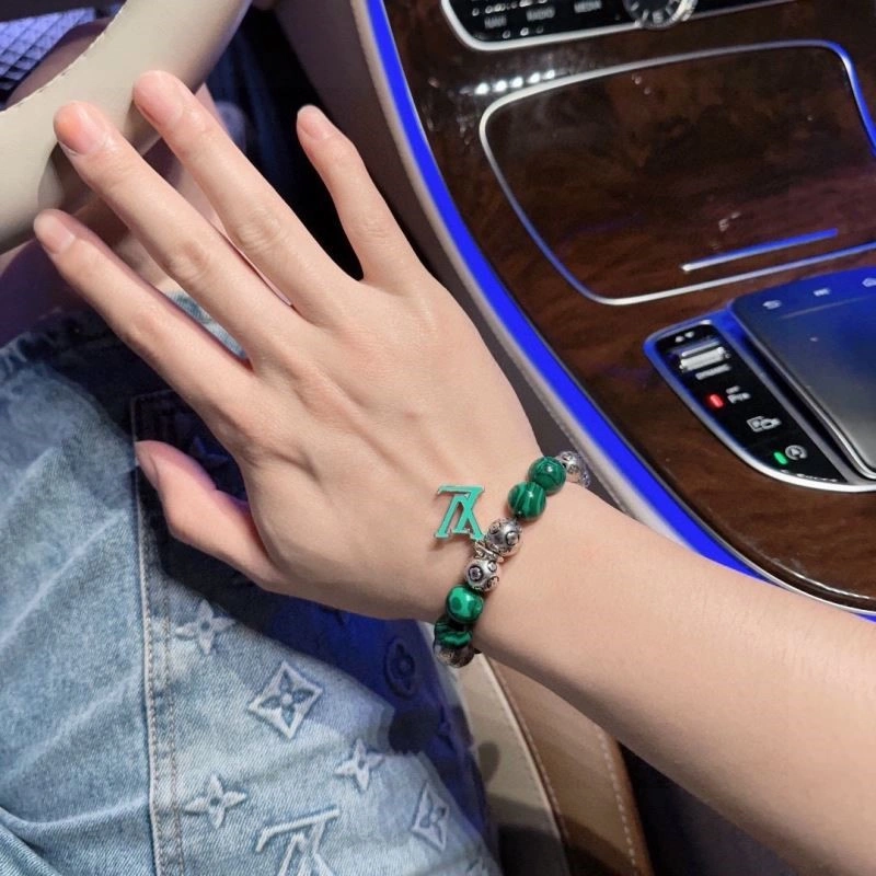 Louis Vuitton Bracelets Attractive 248787