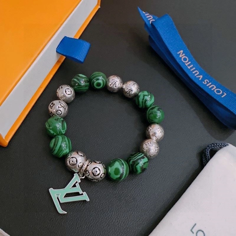 Louis Vuitton Bracelets Attractive 248787