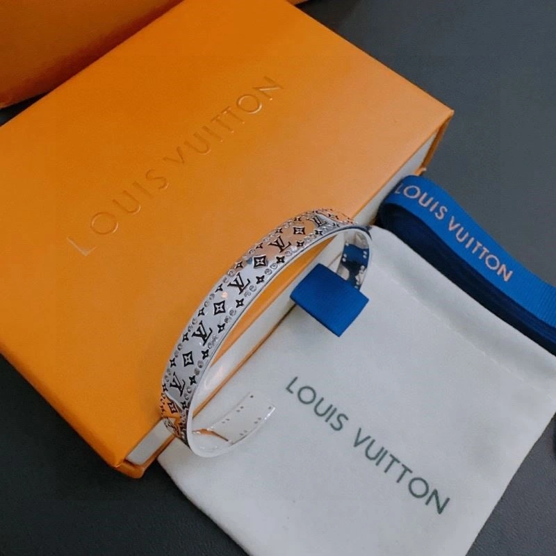 Louis Vuitton Bracelets HighPerformance 248765