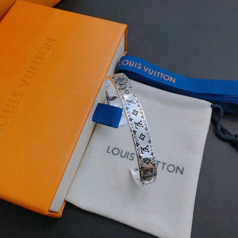 Louis Vuitton Bracelets HighPerformance 248765