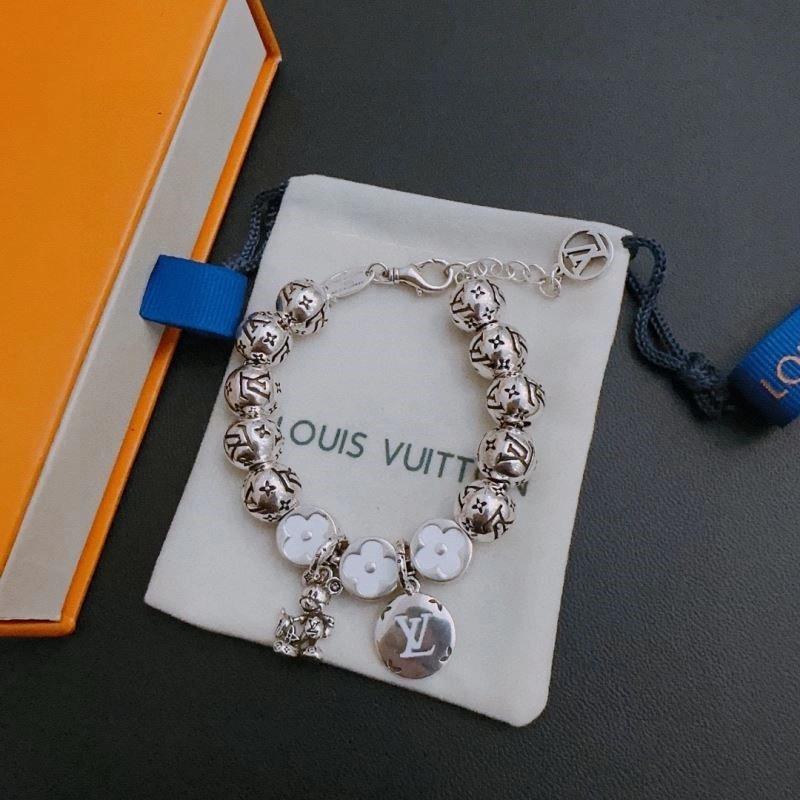 Louis Vuitton Bracelets Practical 248773
