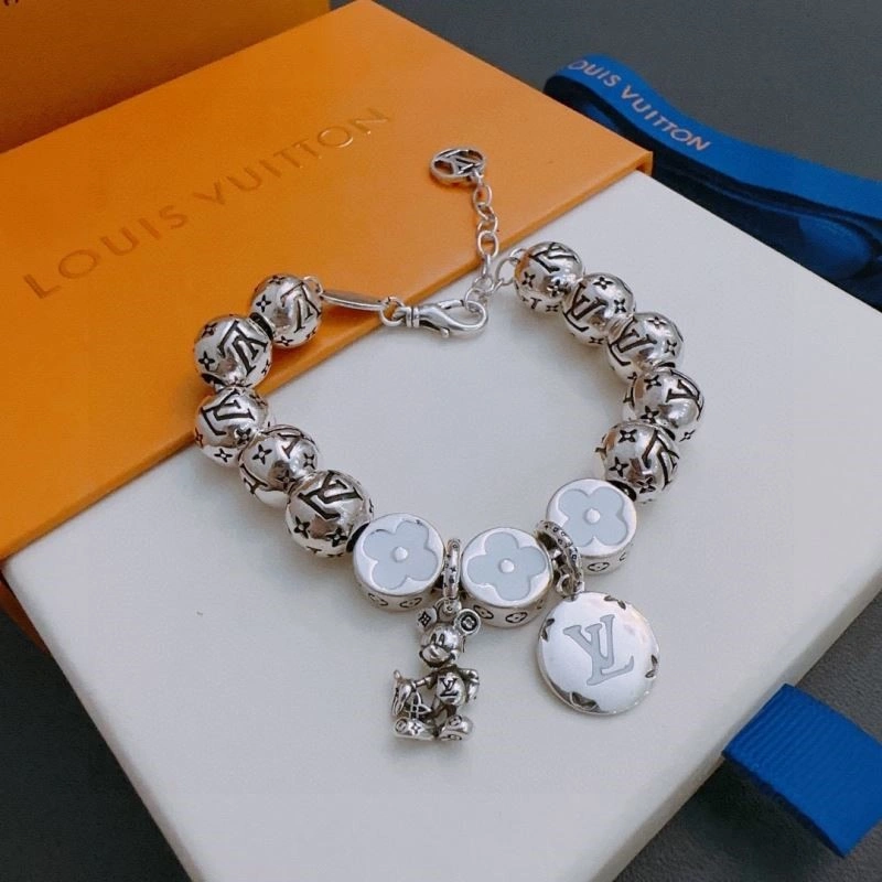 Louis Vuitton Bracelets Practical 248773