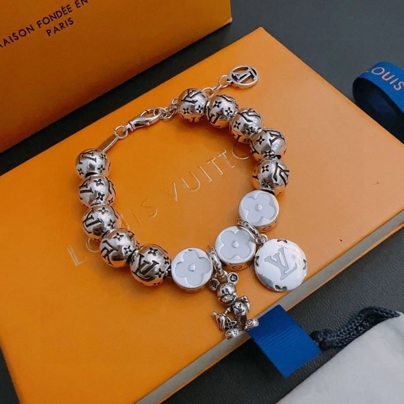 Louis Vuitton Bracelets Practical 248773