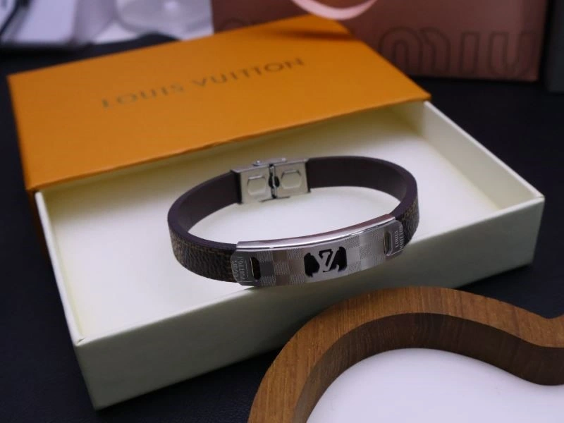 Louis Vuitton Bracelets NewStyle 248769