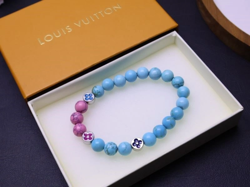 Louis Vuitton Bracelets Attractive 248759