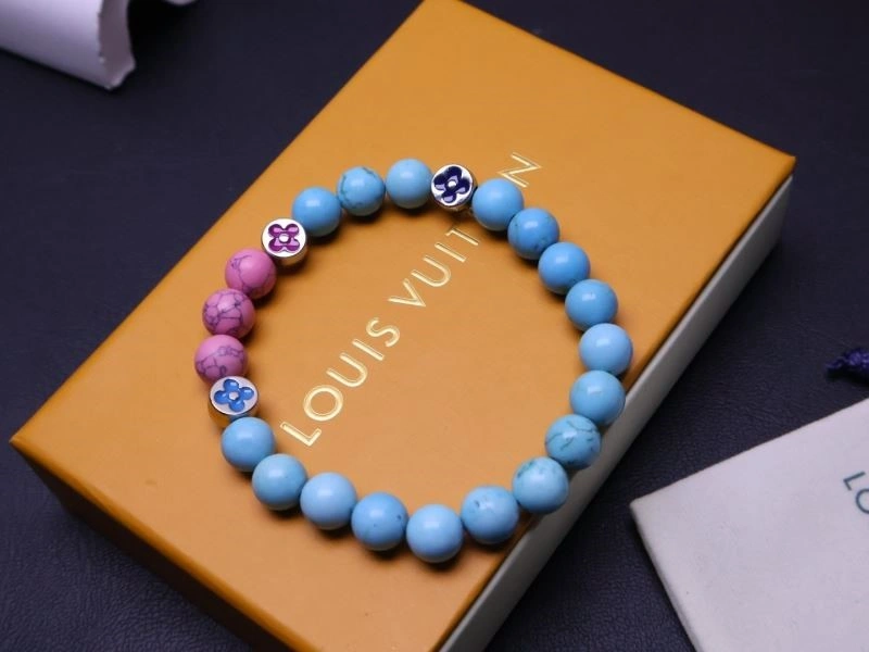 Louis Vuitton Bracelets Attractive 248759
