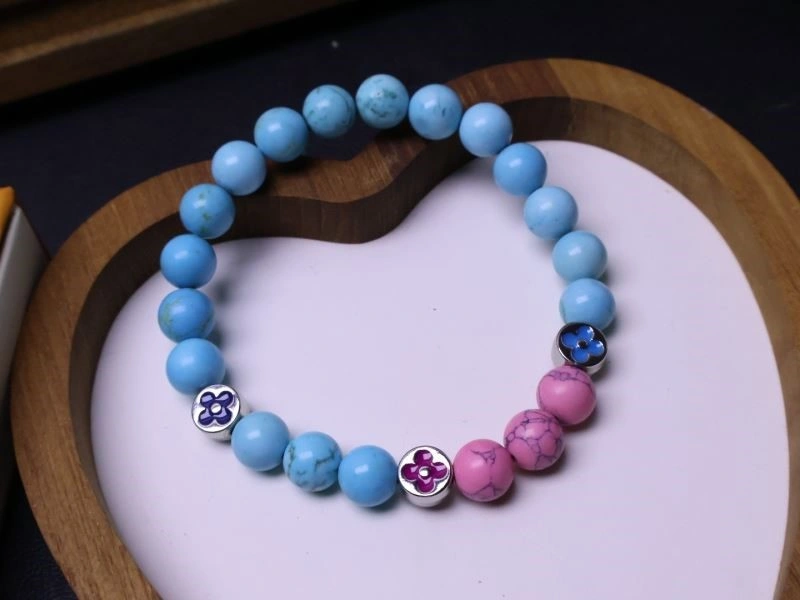 Louis Vuitton Bracelets Attractive 248759