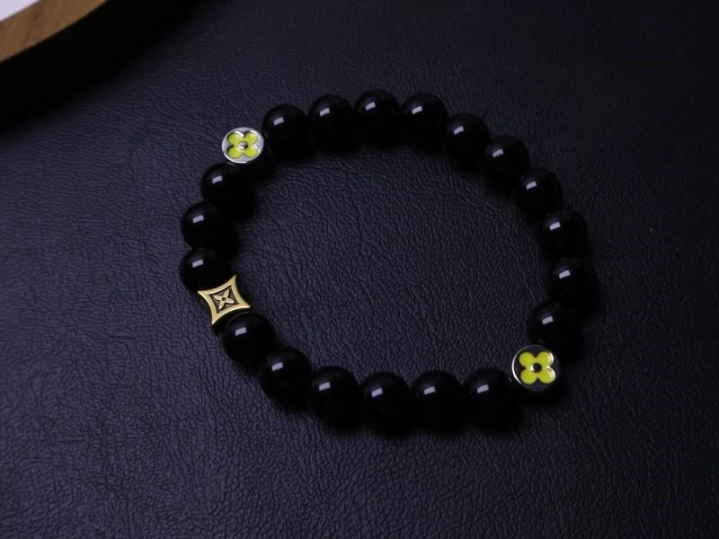 Louis Vuitton Bracelets Chic 248758