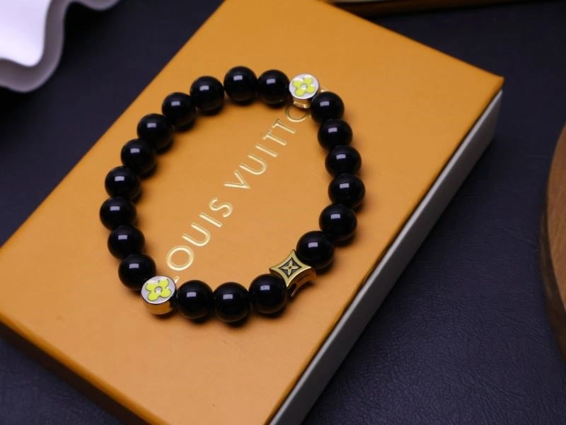 Louis Vuitton Bracelets Chic 248758