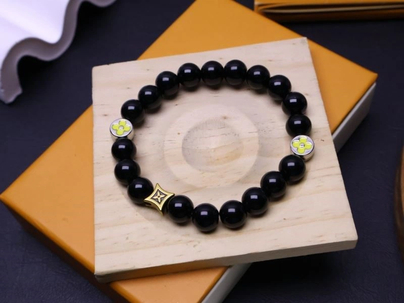 Louis Vuitton Bracelets Chic 248758