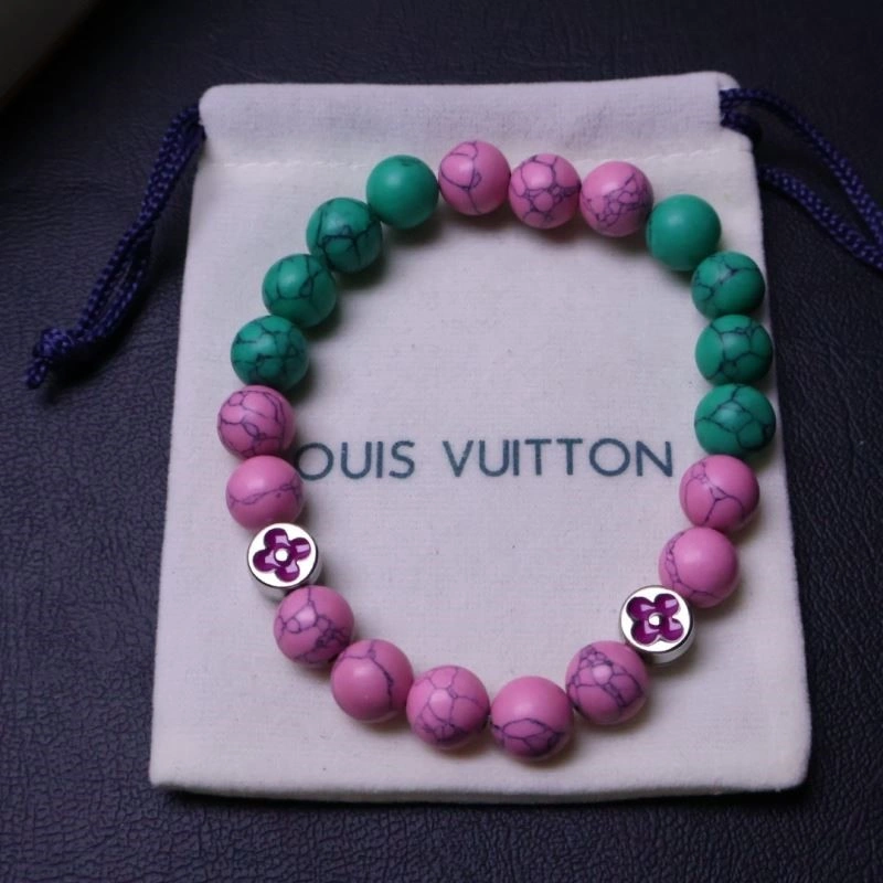 Sporty Louis Vuitton Bracelets 248735