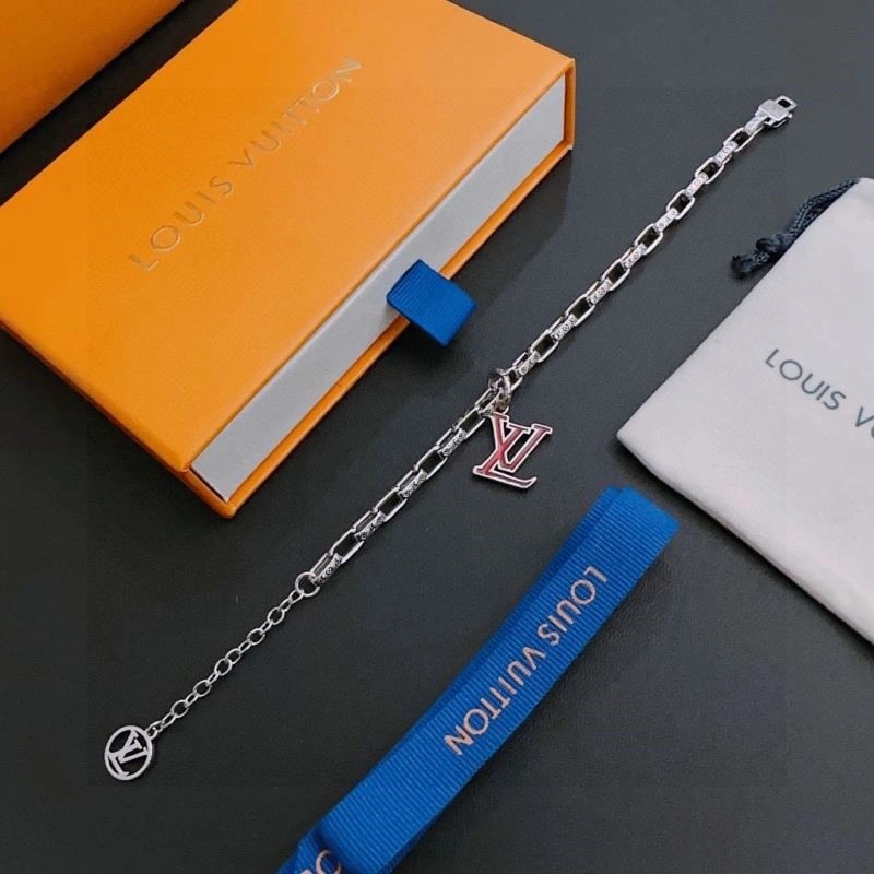 Lightweight Louis Vuitton Bracelets 248734