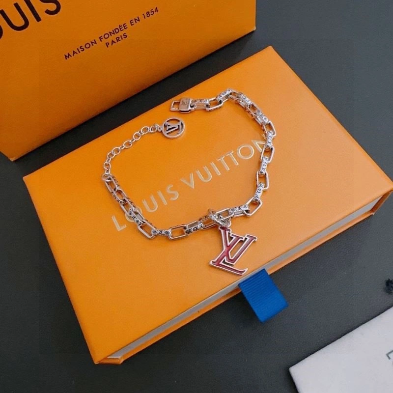 Lightweight Louis Vuitton Bracelets 248734