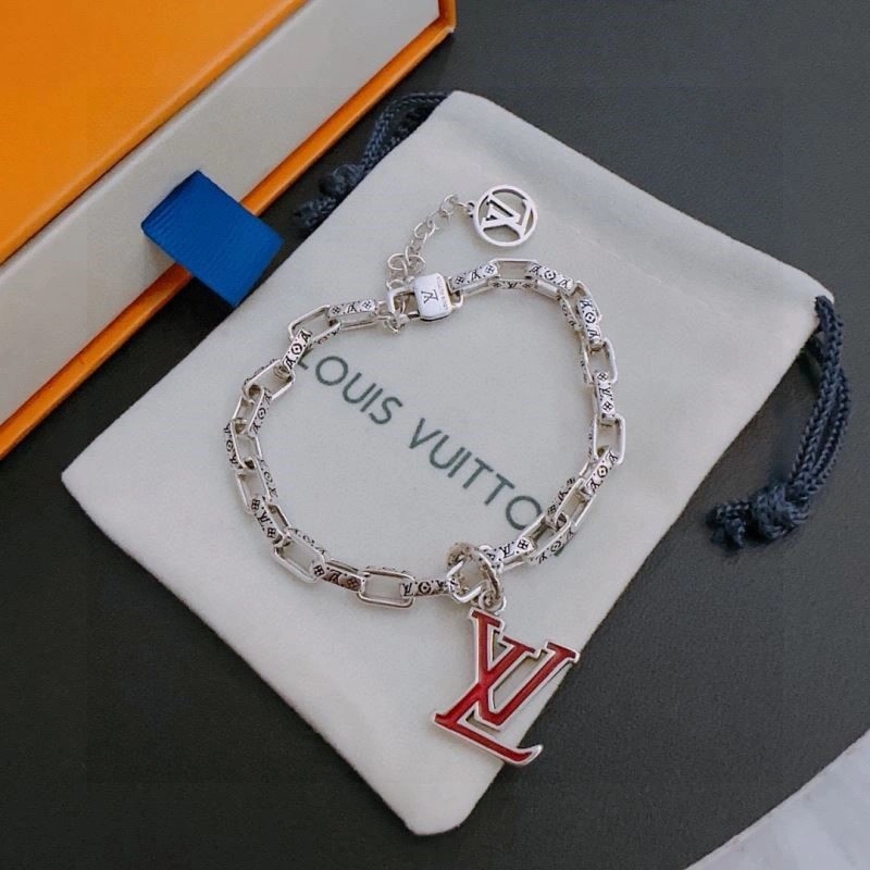 Lightweight Louis Vuitton Bracelets 248734