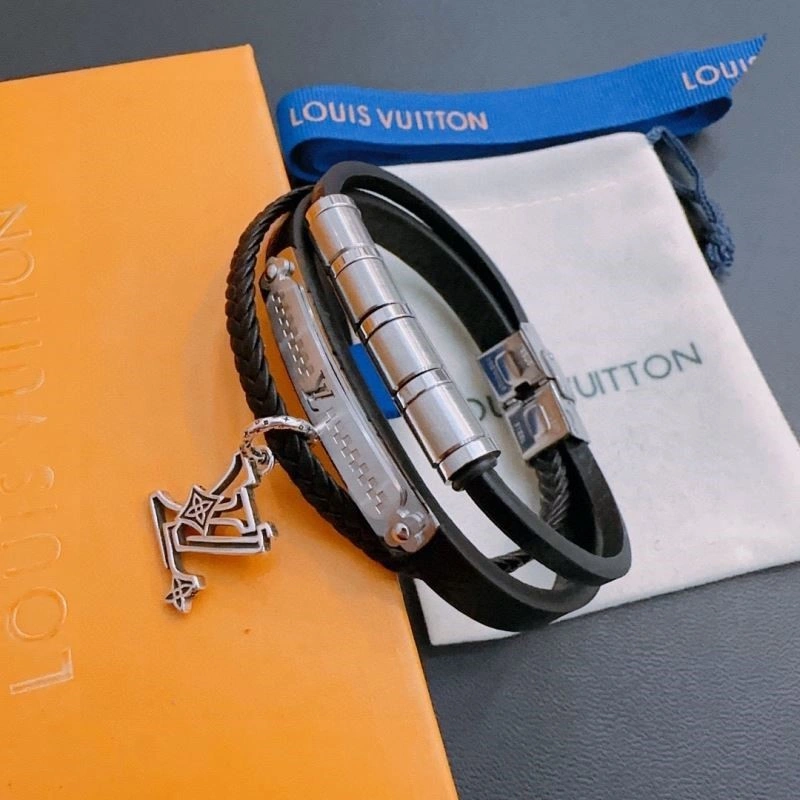 Neat Louis Vuitton Bracelets 248752