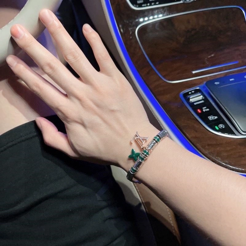 Louis Vuitton Bracelets Contemporary 248754