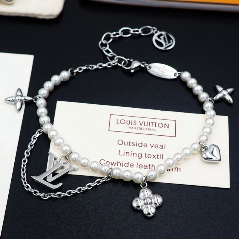 ZipUp Louis Vuitton Bracelets 248755