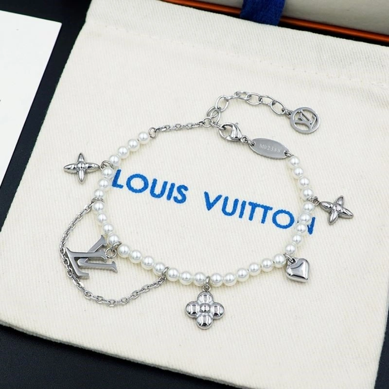 ZipUp Louis Vuitton Bracelets 248755