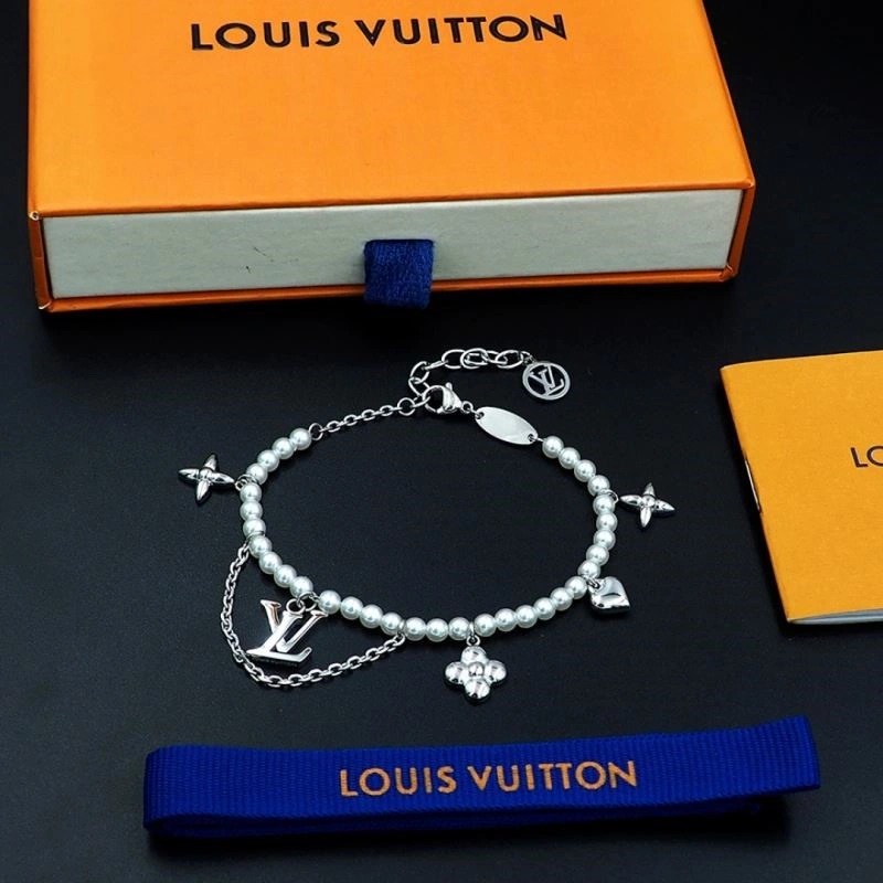 ZipUp Louis Vuitton Bracelets 248755