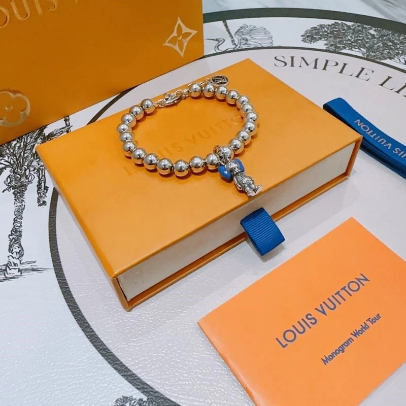 Stretchable Louis Vuitton Bracelets 248742