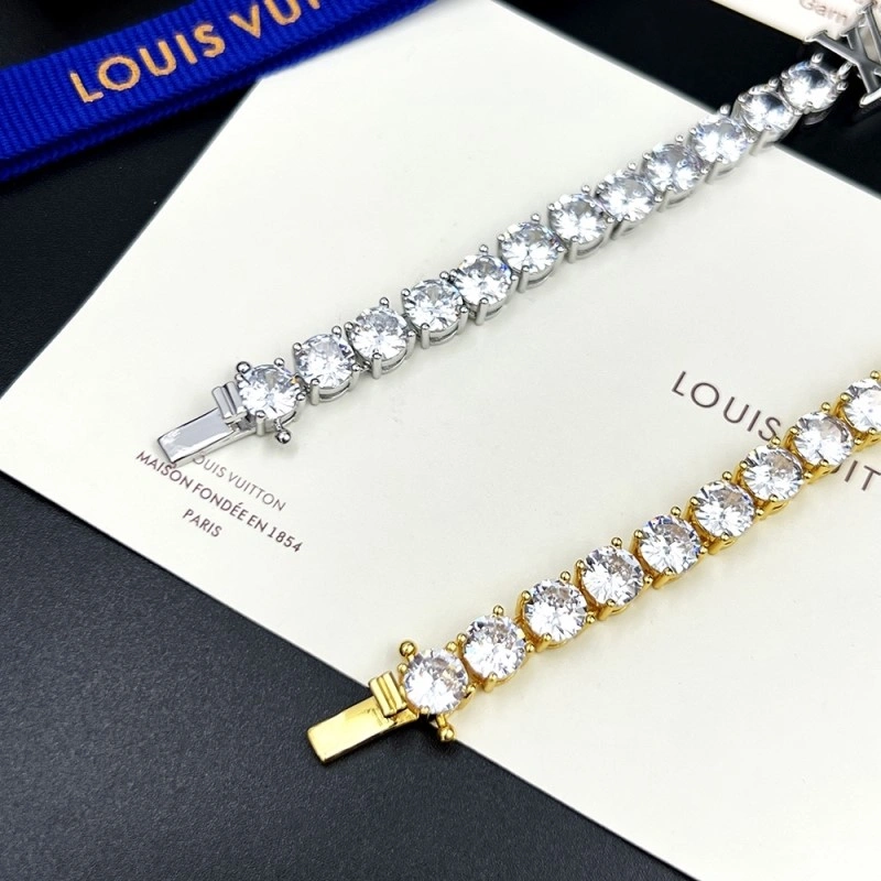 Louis Vuitton Bracelets Lightweight 248724