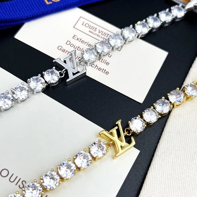 Louis Vuitton Bracelets Lightweight 248724