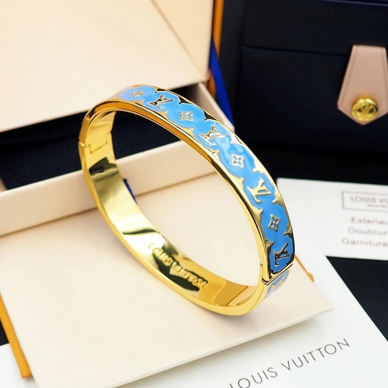 FashionForward Louis Vuitton Bracelets 248726