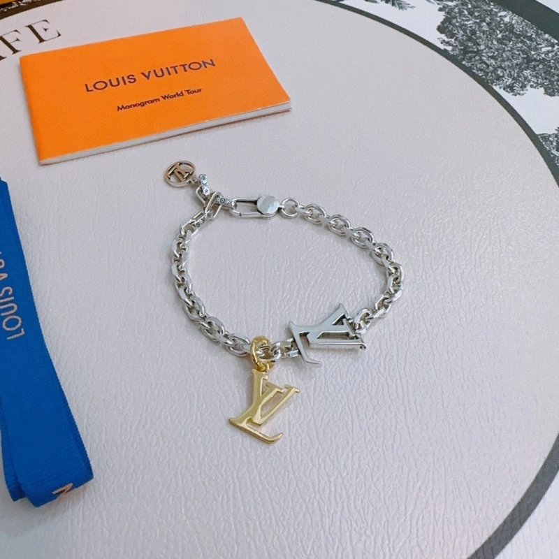 ZipUp Louis Vuitton Bracelets 248716