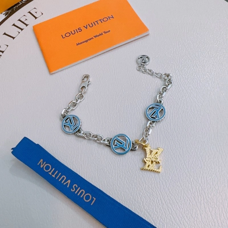 Louis Vuitton Bracelets UrbanChic 248715