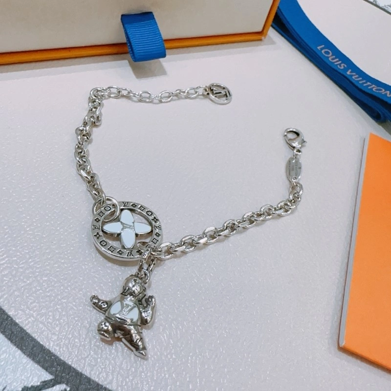Affordable Louis Vuitton Bracelets 248691