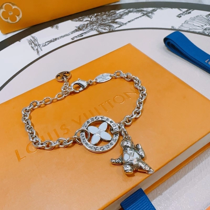 Affordable Louis Vuitton Bracelets 248691