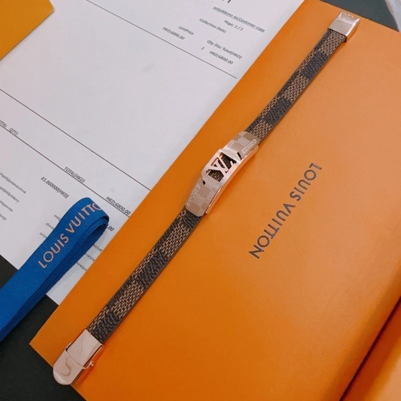 Louis Vuitton Bracelets Bright 248704