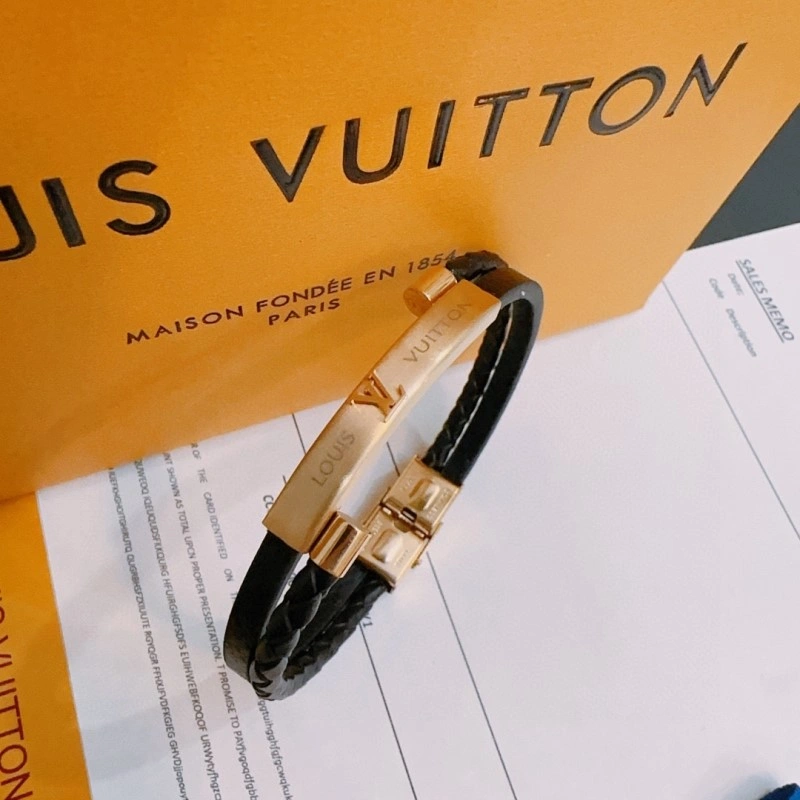 Trendy Louis Vuitton Bracelets 248700
