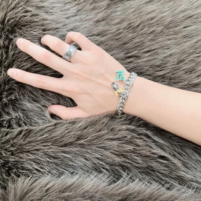 Louis Vuitton Bracelets Modern 248706