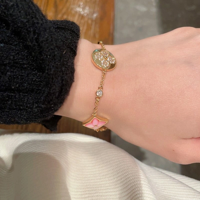 Popular Louis Vuitton Bracelets 248698