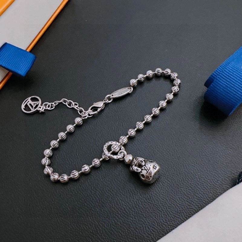 Fashionable Louis Vuitton Bracelets 248680