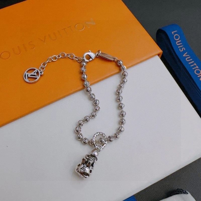 Fashionable Louis Vuitton Bracelets 248680