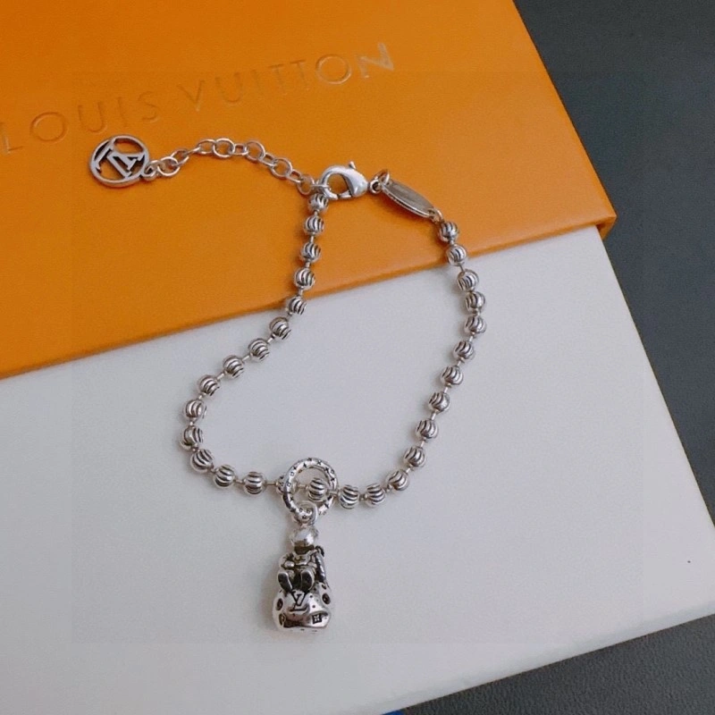 Fashionable Louis Vuitton Bracelets 248680